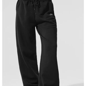 ALO Yoga Black Sweatpants